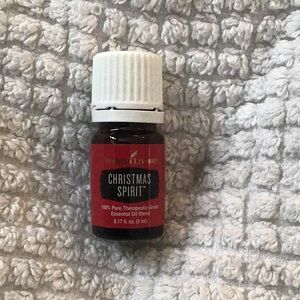 Christmas Spirit essential oil